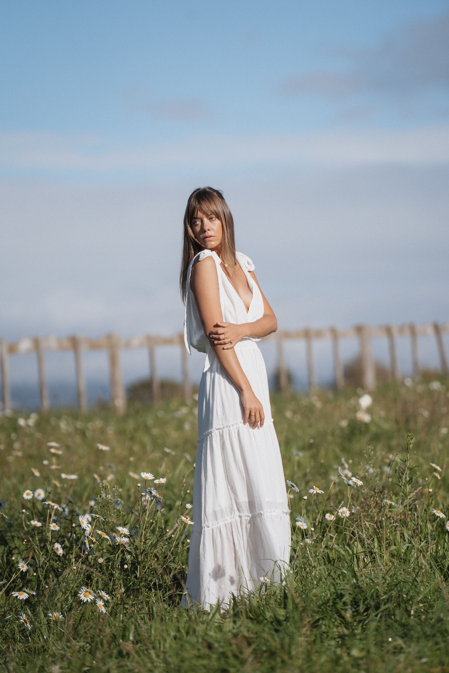 Isabella Gown | White — thumbnail 4