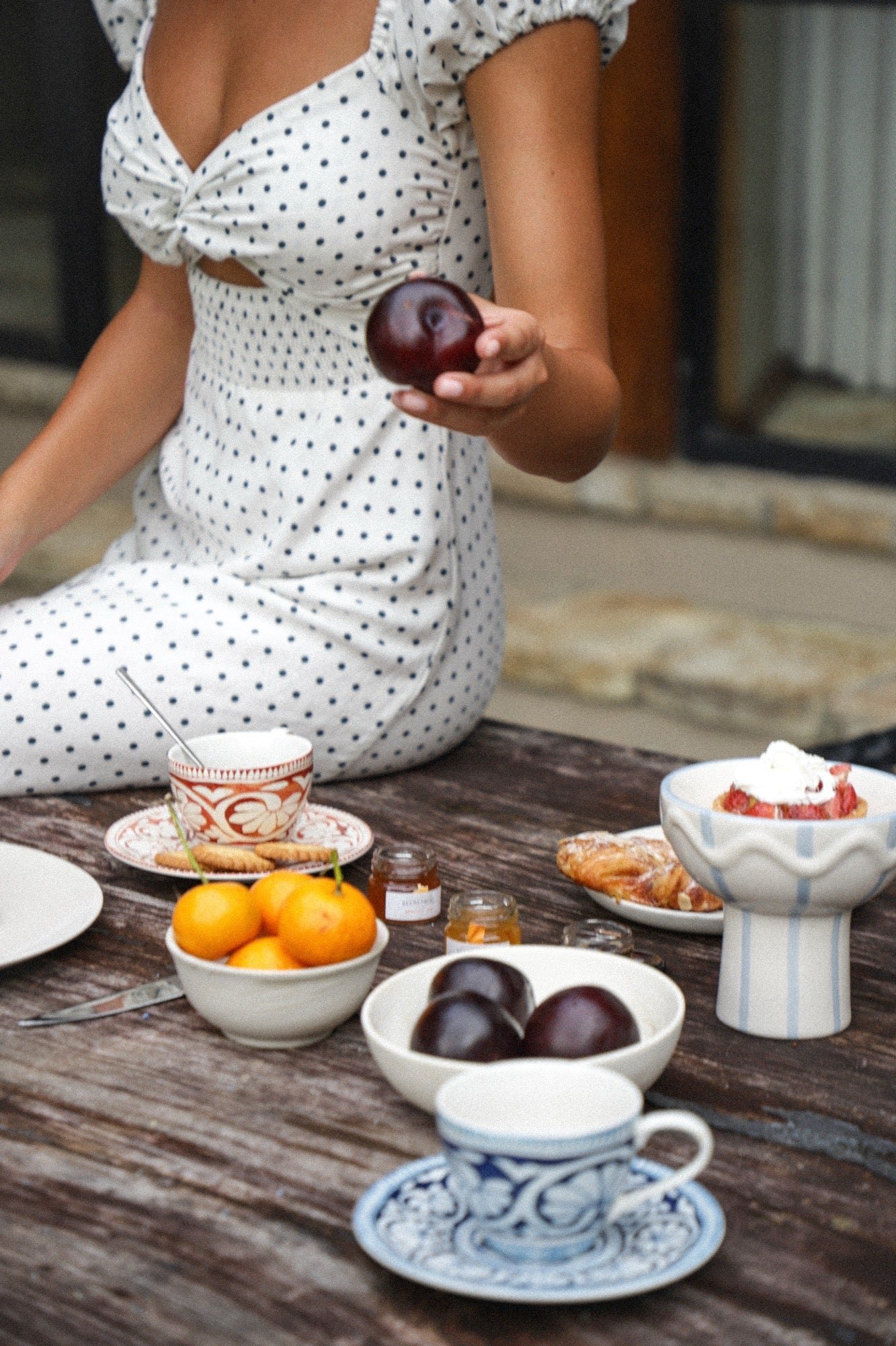 Gia Midi Dress | White Polka Dot — thumbnail 3