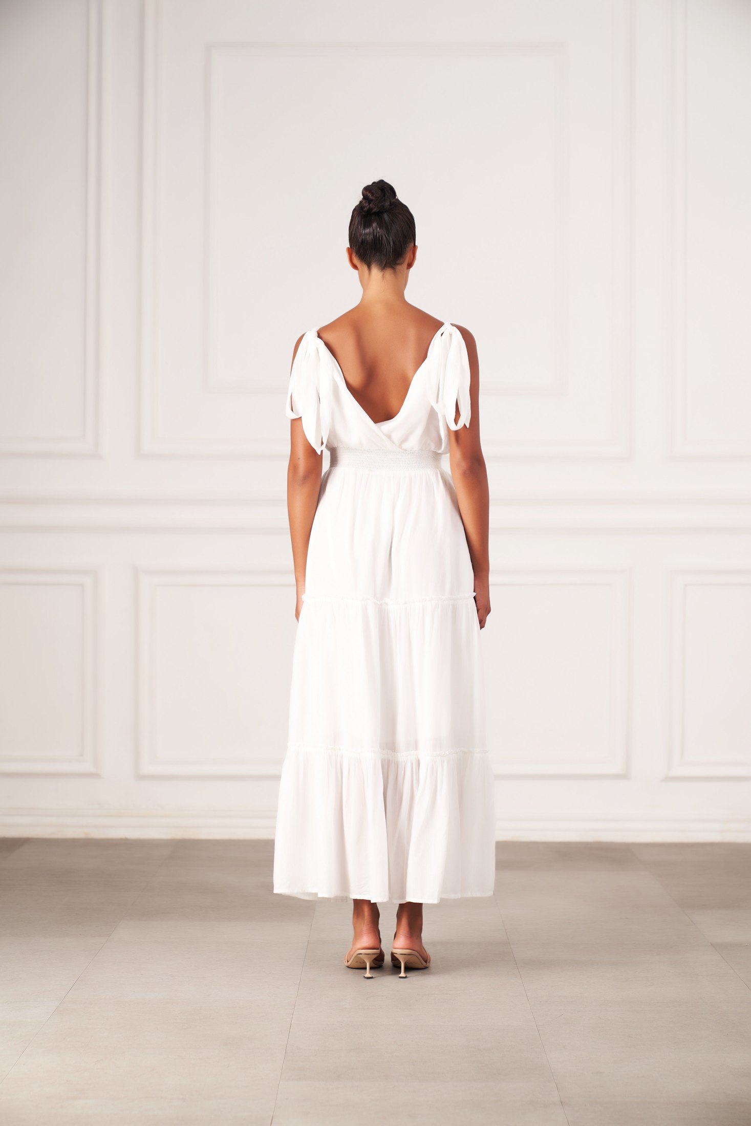 Isabella Gown | White — thumbnail 18