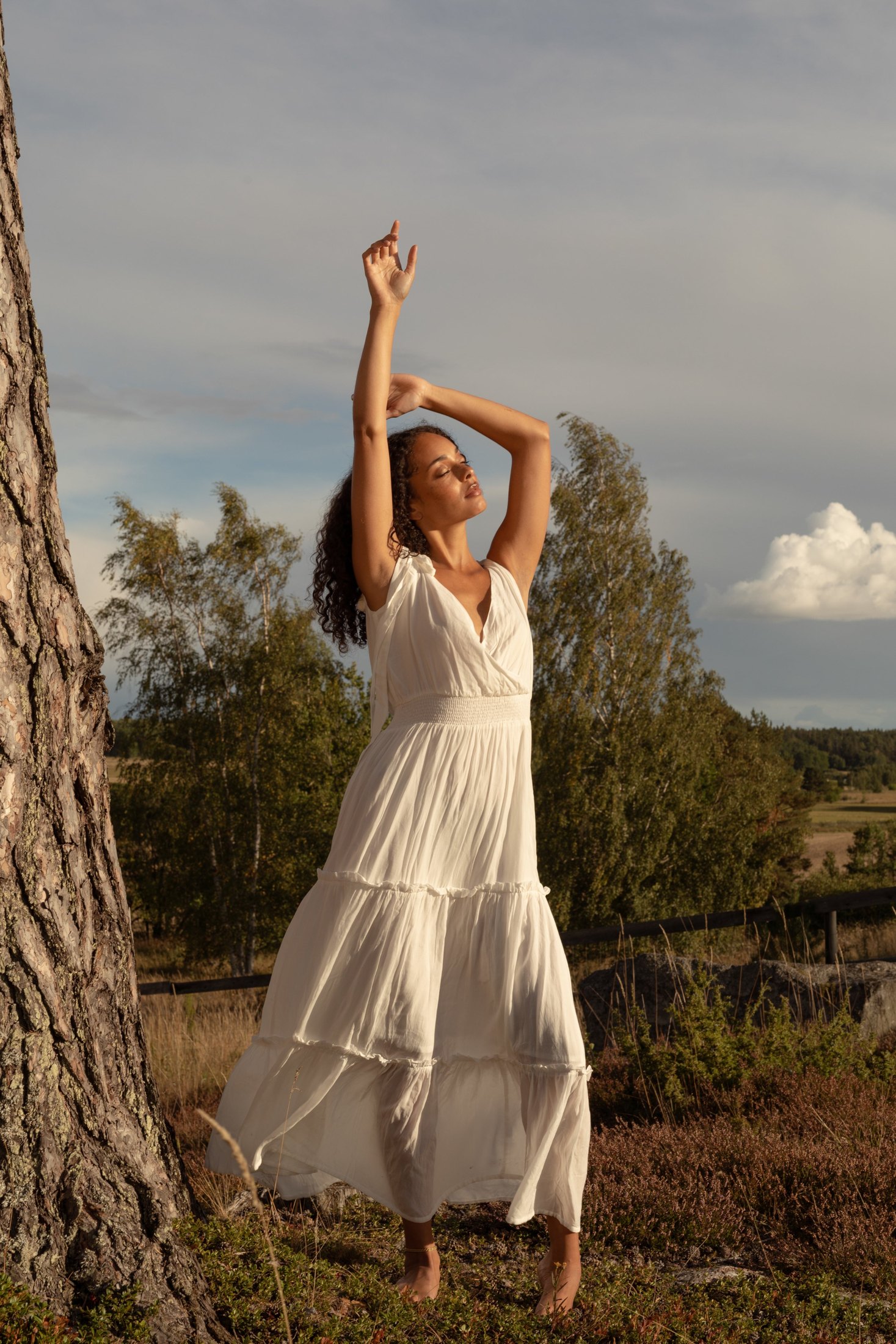 Isabella Gown | White — thumbnail 13