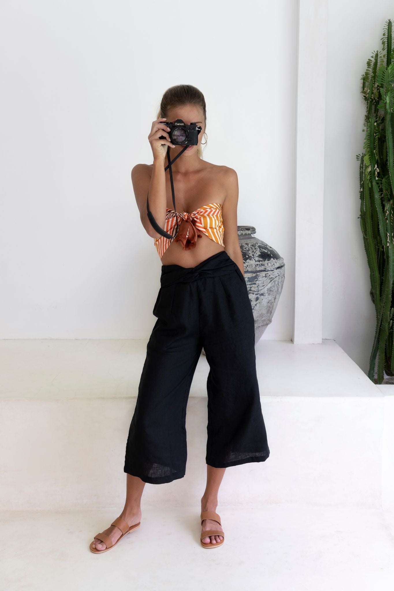 Amelia Pant | Black — style inspiration